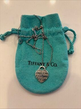 Tiffany & Co. Silver Heart Tag Necklace on Signature Blue Pouch